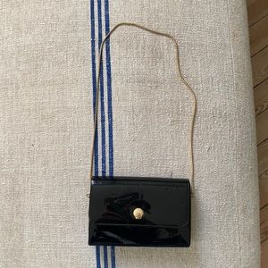 Vintage patent bag with seashell clasp